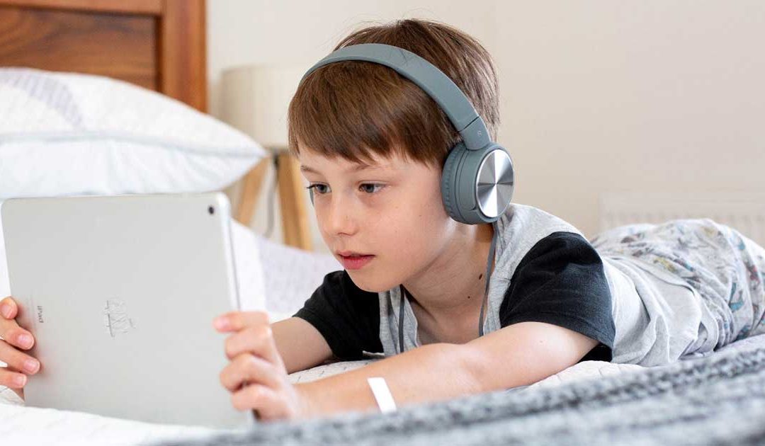 10 Tips for Keeping Kids Safe Online